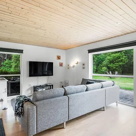 度假居 Ara - 1-4km From The Sea By Interhome *